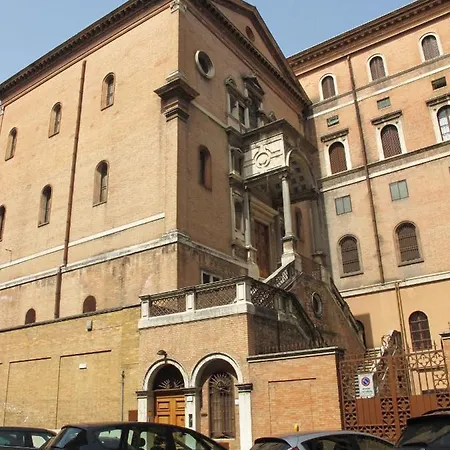 Casa S. Giuseppe Di Cluny * ローマ