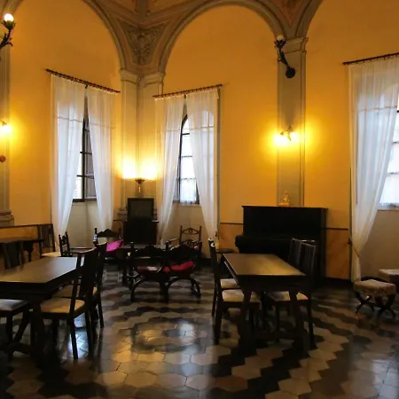 Casa S. Giuseppe Di Cluny Couette-café *