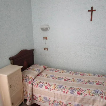 Casa S. Giuseppe Di Cluny *