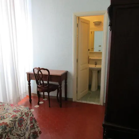 Casa S. Giuseppe Di Cluny Bed & Breakfast *