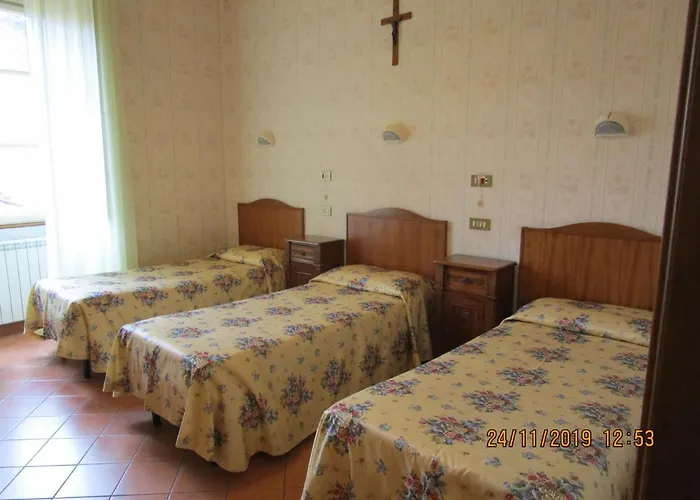 Casa S. Giuseppe Di Cluny Couette-café *