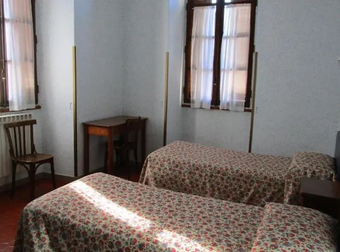 Couette-café Casa S. Giuseppe Di Cluny *