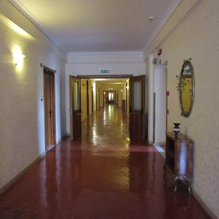 Casa S. Giuseppe Di Cluny Alojamento de Acomodação e Pequeno-almoço Roma