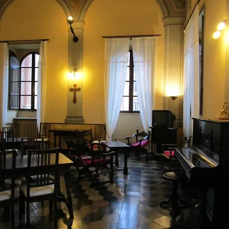 Casa S. Giuseppe Di Cluny Alojamento de Acomodação e Pequeno-almoço *