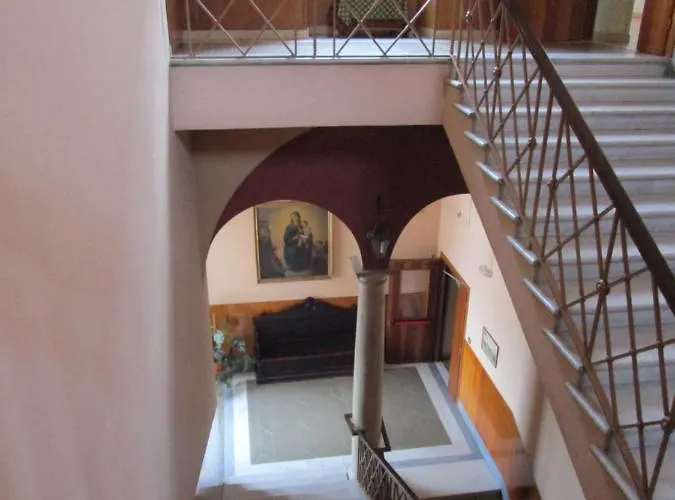 Casa S. Giuseppe Di Cluny 住宿加早餐酒店